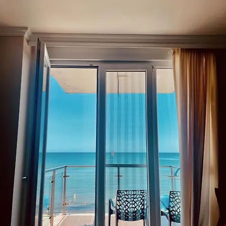 Sea Pearl Holidays Shengjin Apartment