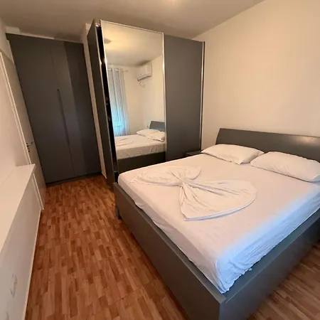Apartment Sea Pearl Holidays Shengjin *