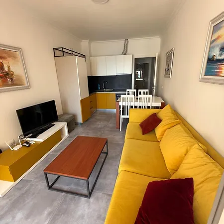 Sea Pearl Holidays Shengjin Apartment